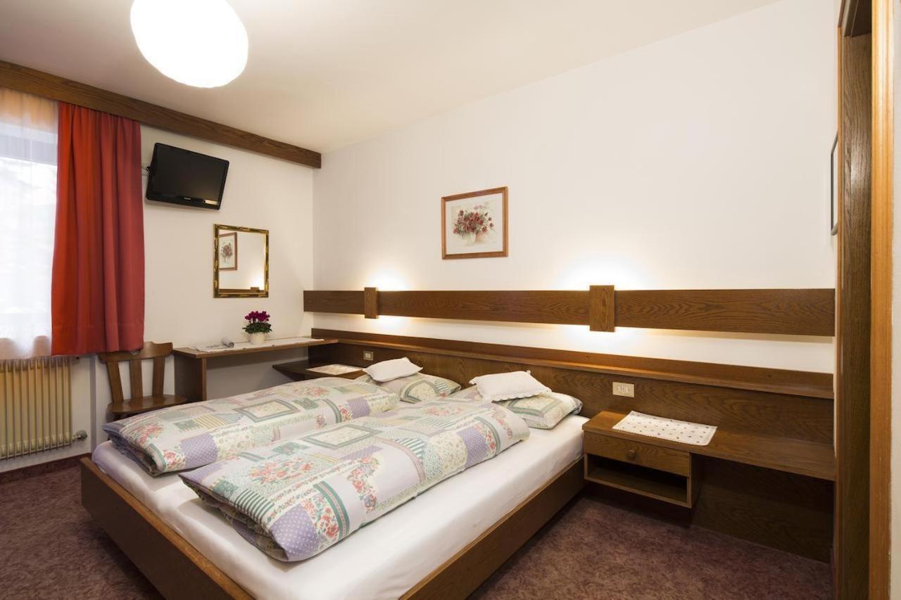 Ciasa Iris Hotell Colfosco Rom bilde