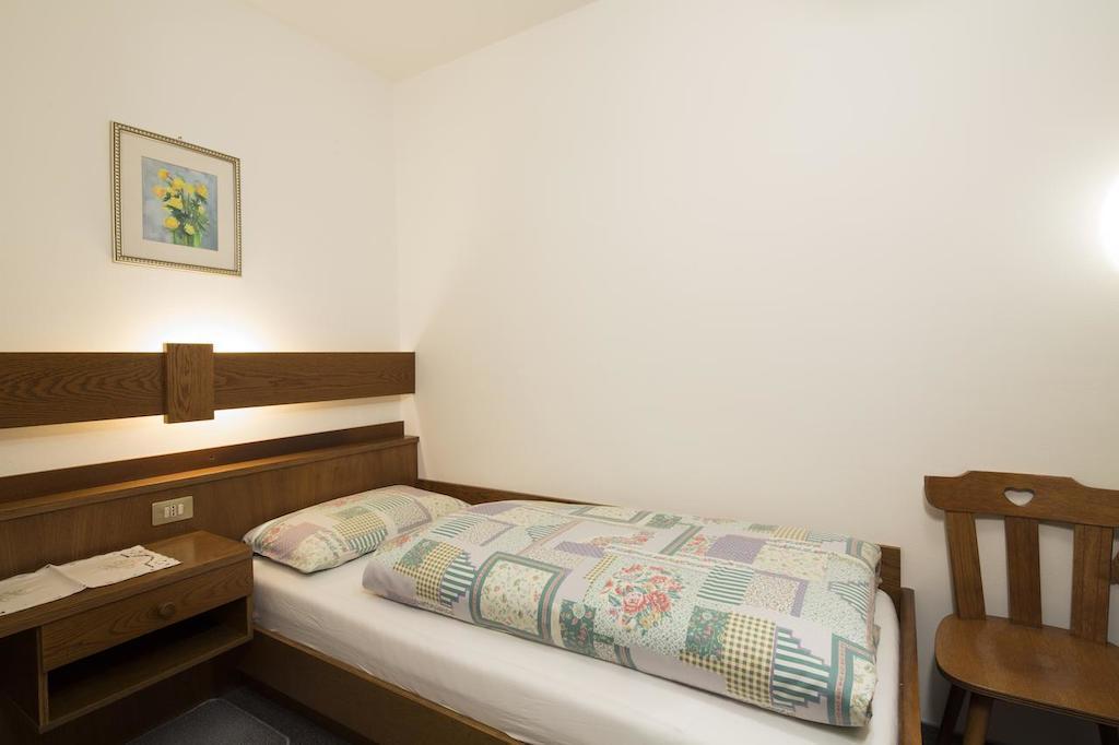 Ciasa Iris Hotell Colfosco Rom bilde