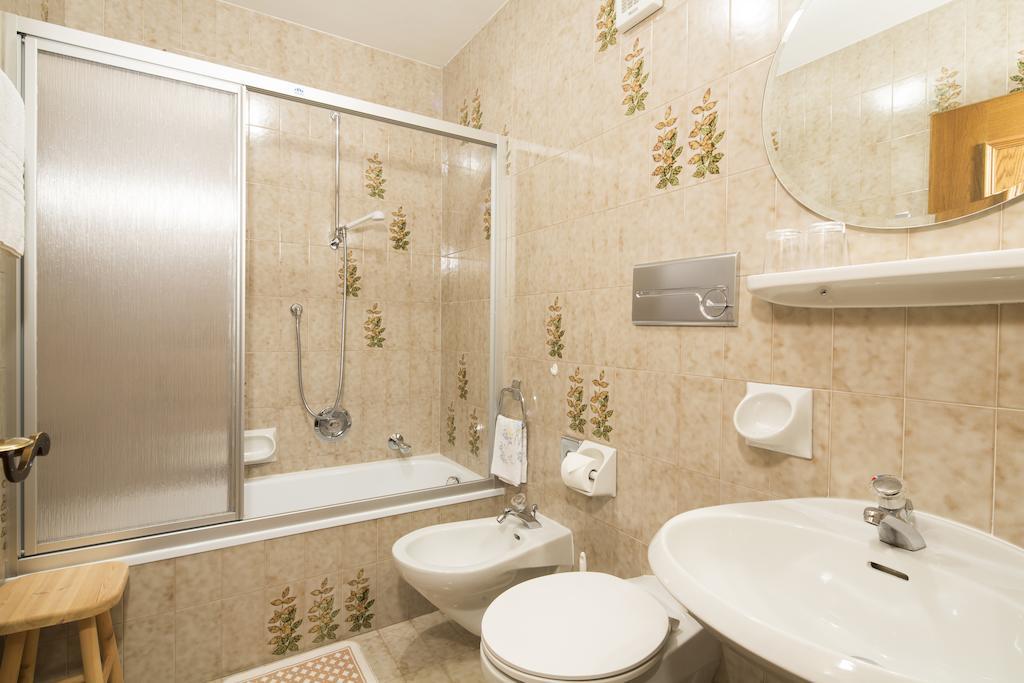 Ciasa Iris Hotell Colfosco Rom bilde