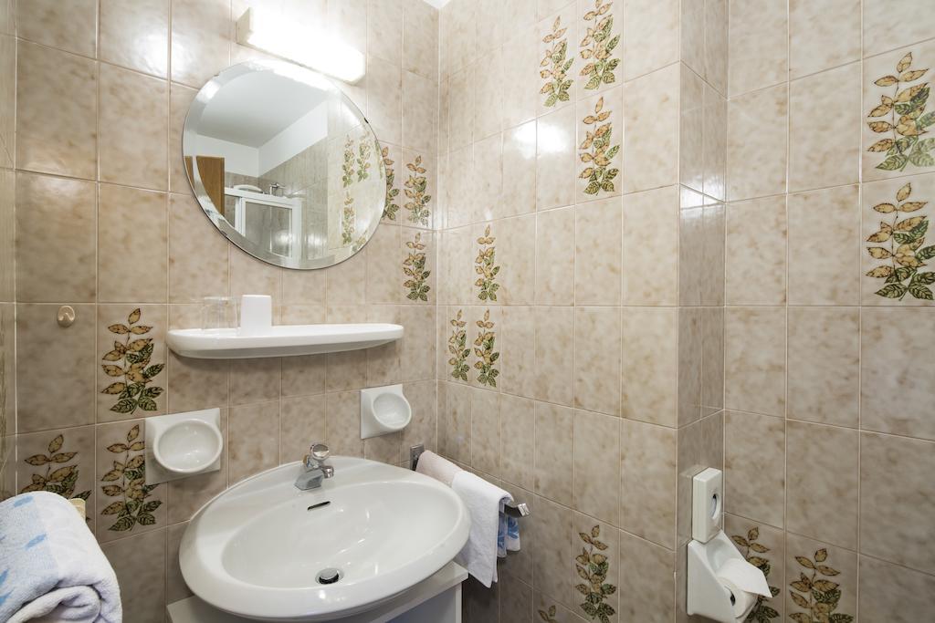Ciasa Iris Hotell Colfosco Rom bilde