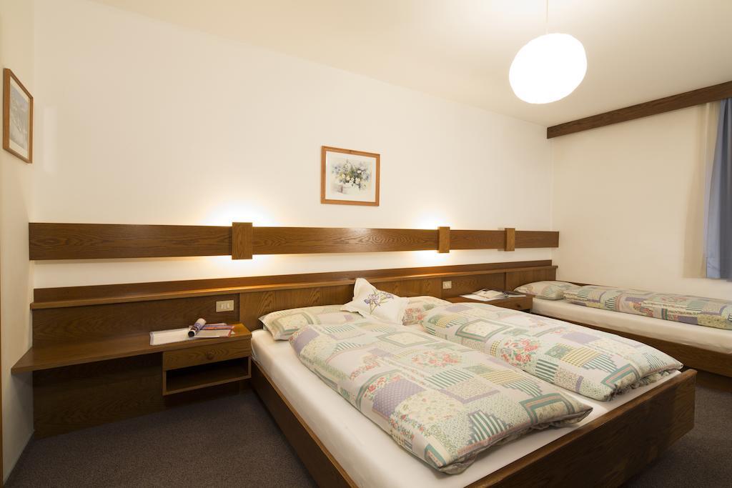 Ciasa Iris Hotell Colfosco Rom bilde